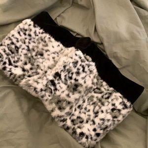 Faux fur winter scarf/hand warmer. Stored in gift box for about a year.